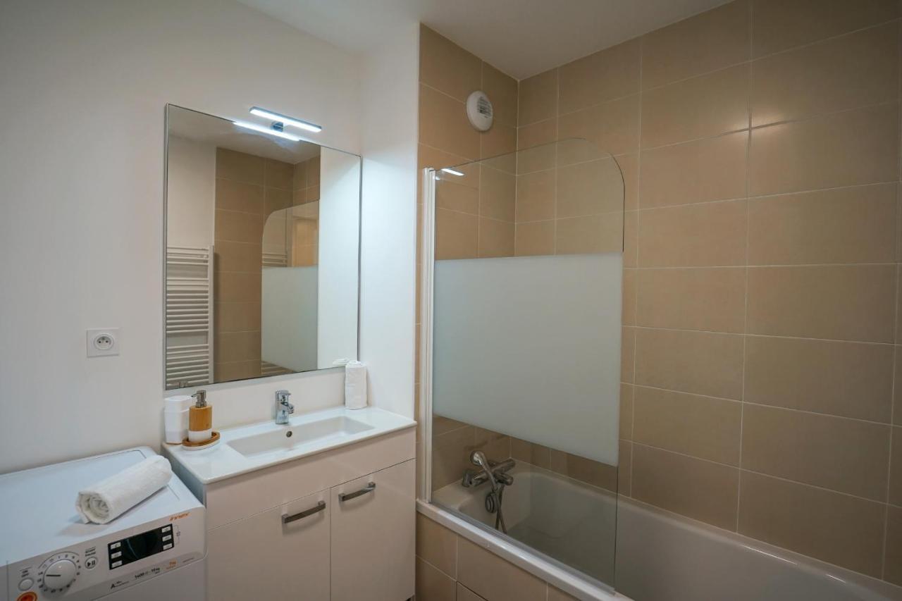 La Douce Folie - Apartment For 4 To 5 People In Севрие Экстерьер фото